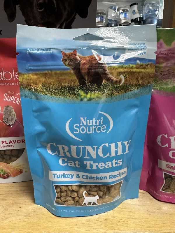 NutriSource Cat Treats, Crunchy Chicken & Turkey, 3oz